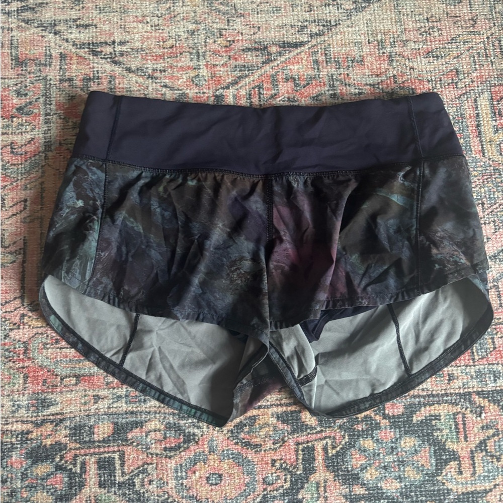 Lululemon speedy up radiant midnight shorts size 4